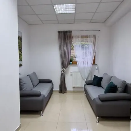 Apartament Rodzinne Zacisze - Dla 8 Osob - Pet Friendly - Dwie Osobne Sypialnie Z Parkingiem - Space Apart Karpacz Exteriér fotografie