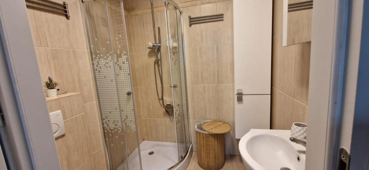 Rodzinne Zacisze - Dla 8 Osob - Pet Friendly - Dwie Osobne Sypialnie Z Parkingiem - Space Apartament Karpacz